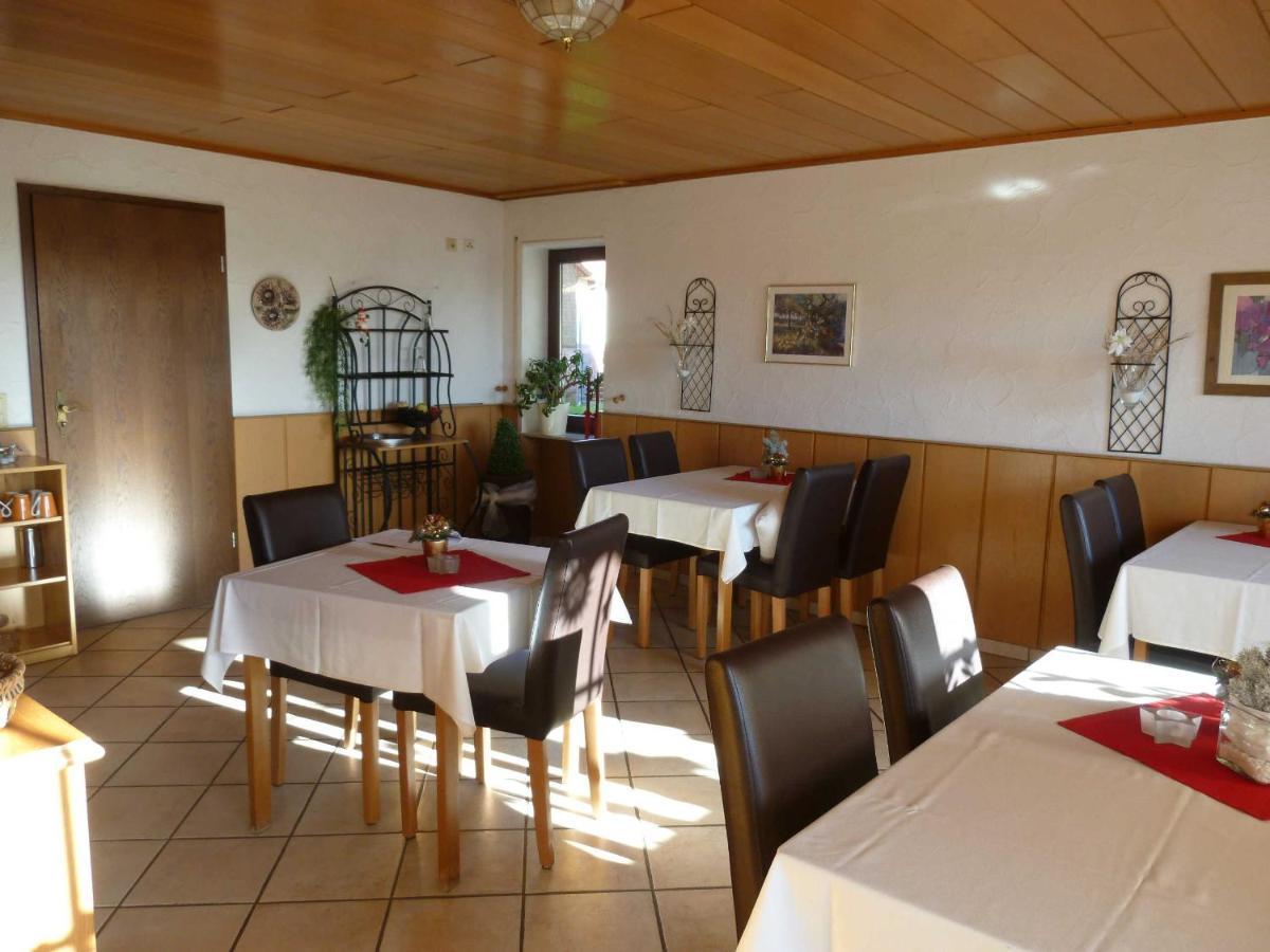 Pension Am Limespfad Hesselbach Buitenkant foto