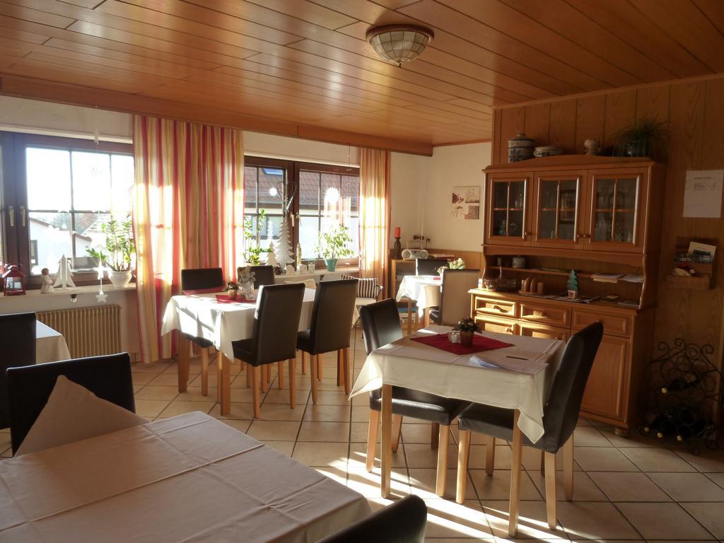 Pension Am Limespfad Hesselbach Buitenkant foto